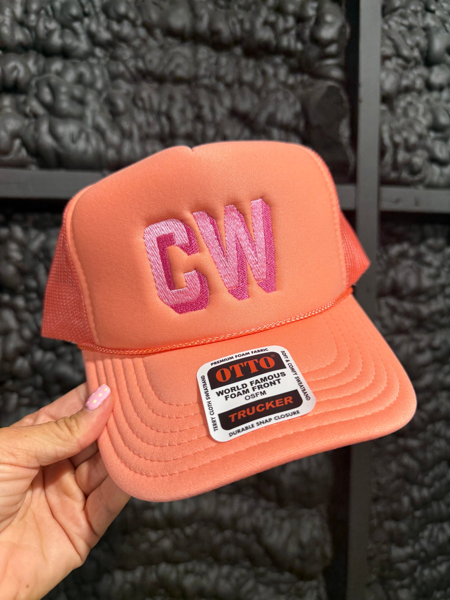 Peach Trucker